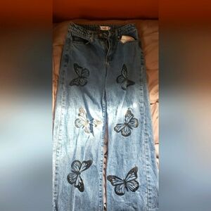 Baggy jeans with butterflies